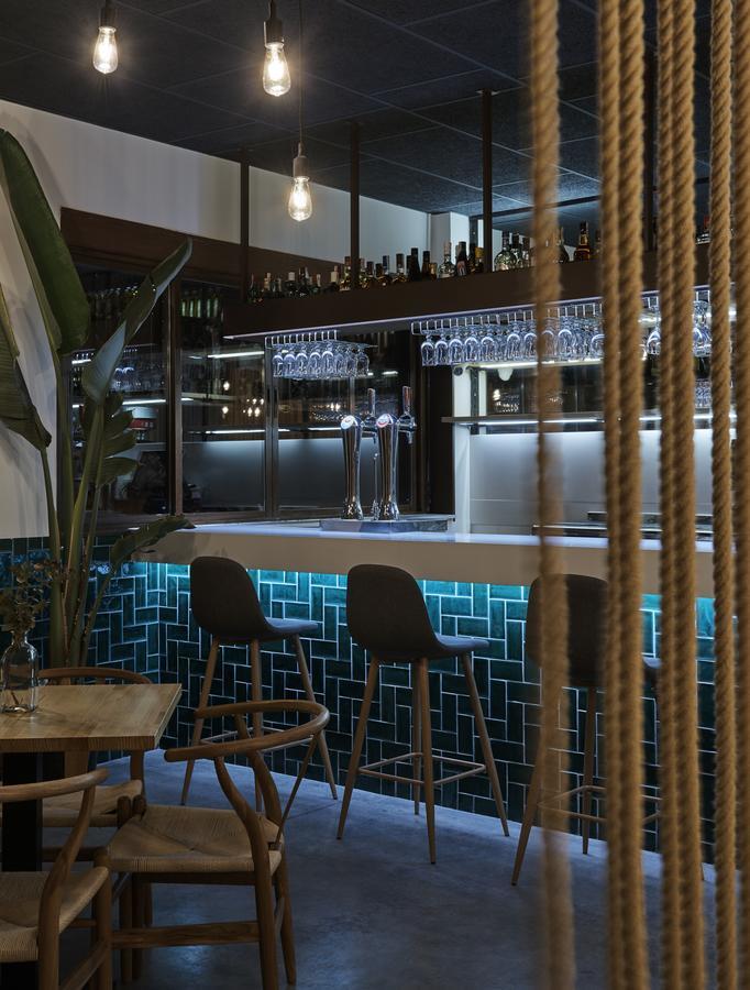 Hostal Gastrobar Carmelo Villarejo de Salvanés Exterior photo